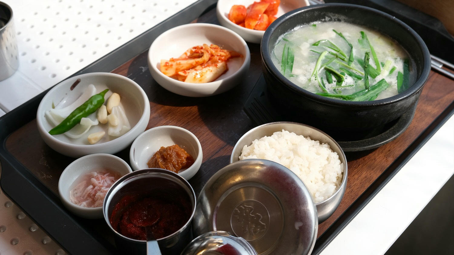 【釜山廣安里豬肉湯飯】濃郁中帶清爽感的湯飯,不腥臭的豬肉 可獨食! - 第8張圖