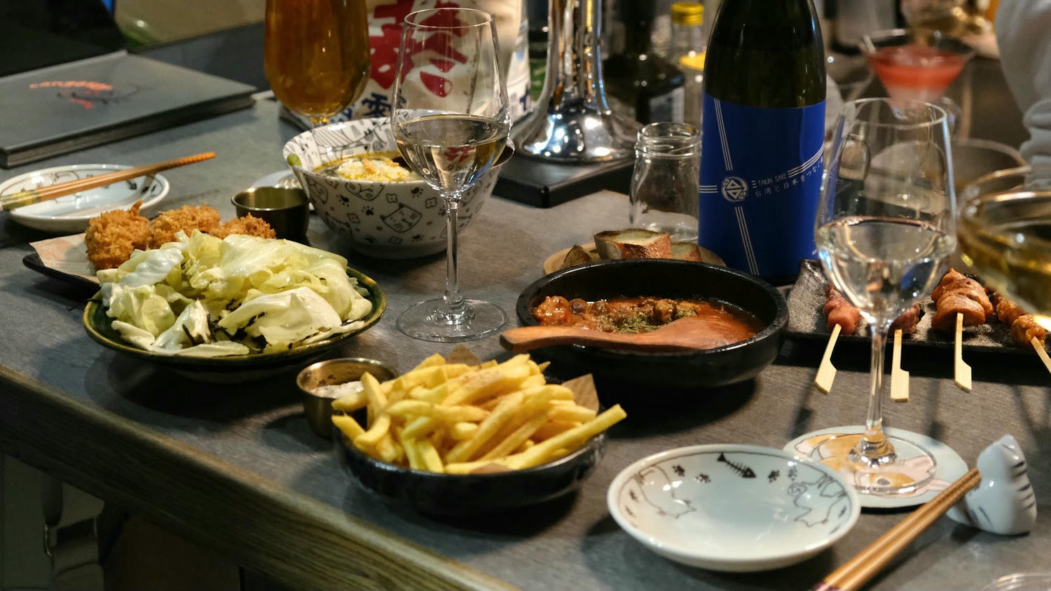 微醺中山餐點豐富，許多料理都是搭著清酒一起吃的。