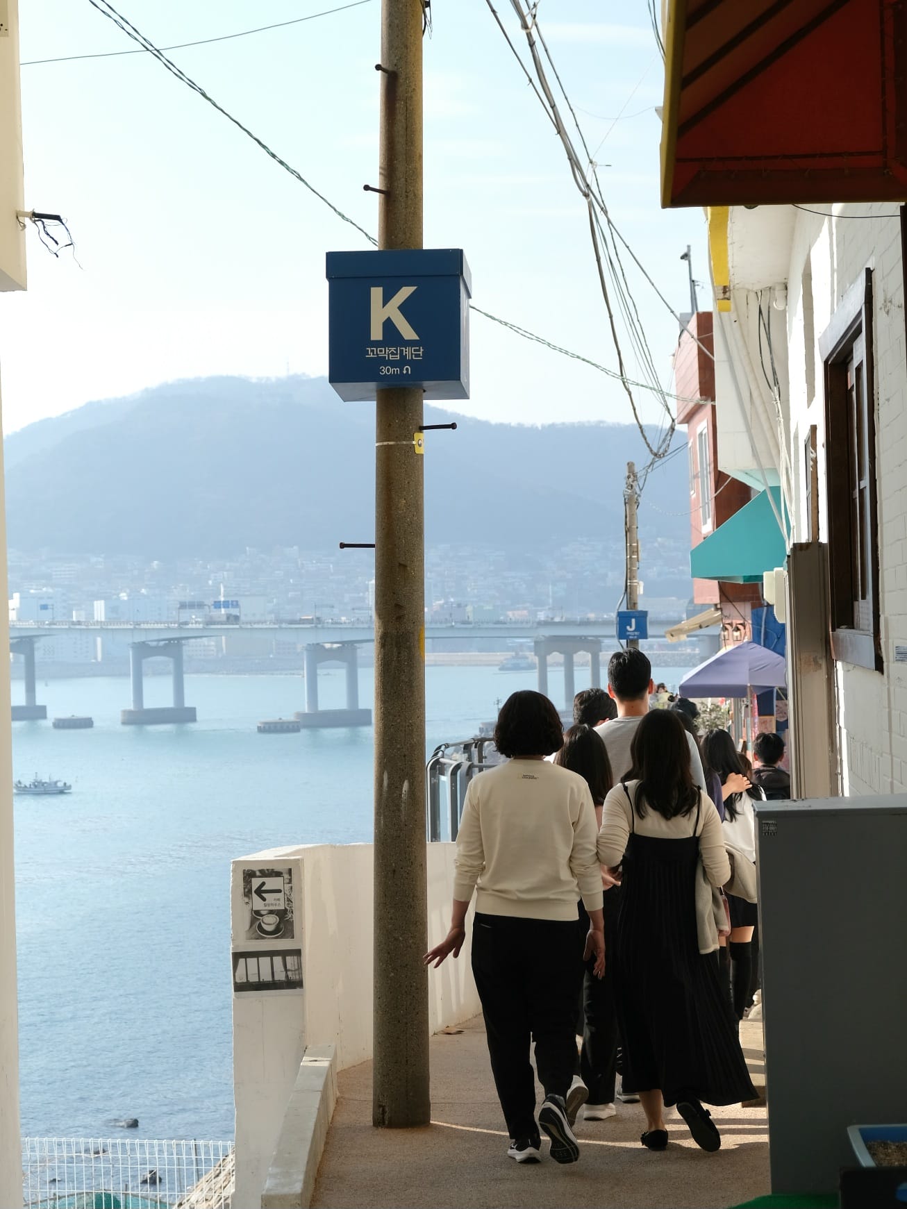 白淺灘文化村(흰여울문화마을)釜山影島最佳喝咖啡看海之地!走走絕影海岸散步路、鋼琴階梯 - 第16張圖