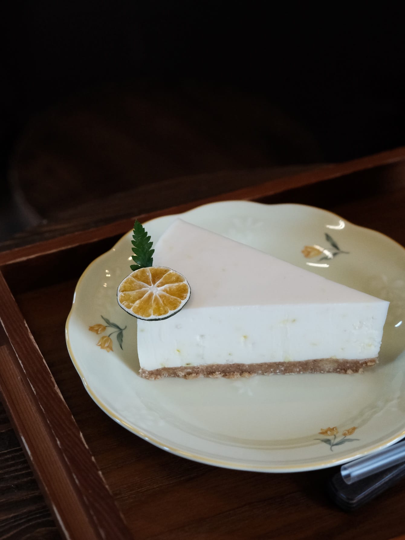 濟州島橘子咖啡廳 귤꽃다락(Cafe gyulkkot darak)西歸浦橘子園、繡球花的歐風鄉村咖啡廳推薦 - 第19張圖