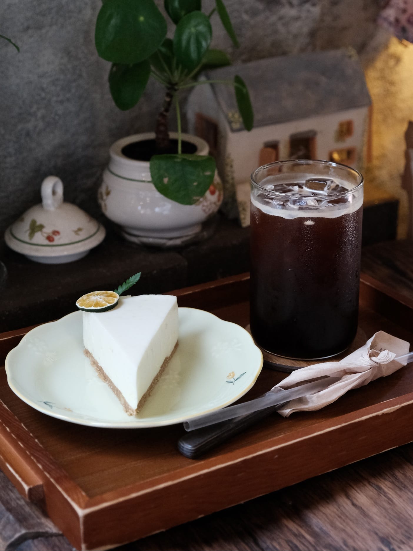 濟州島橘子咖啡廳 귤꽃다락(Cafe gyulkkot darak)西歸浦橘子園、繡球花的歐風鄉村咖啡廳推薦 - 第18張圖