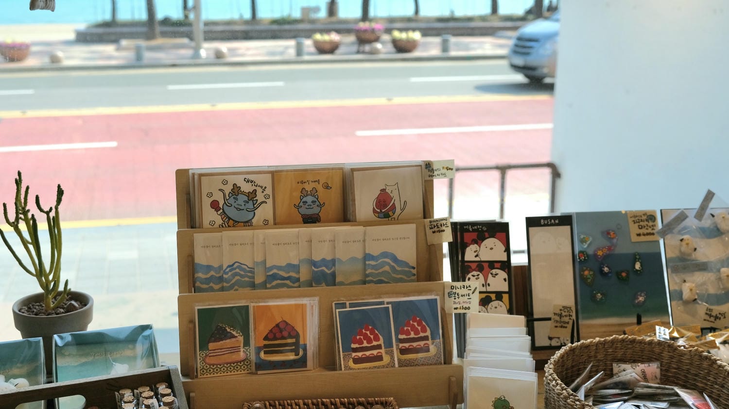 釜山廣安里紀念品店 ORANGEBADA오랜지바다 手工製海鷗紀念品、明信片 - 第8張圖