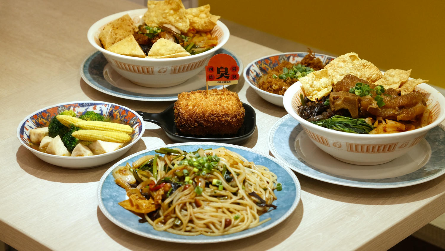 好螺嗦螺螄粉公館店「正宗柳州味傳統工法熬煮湯底」滋味鮮鹹辣爽好過癮 - 第8張圖