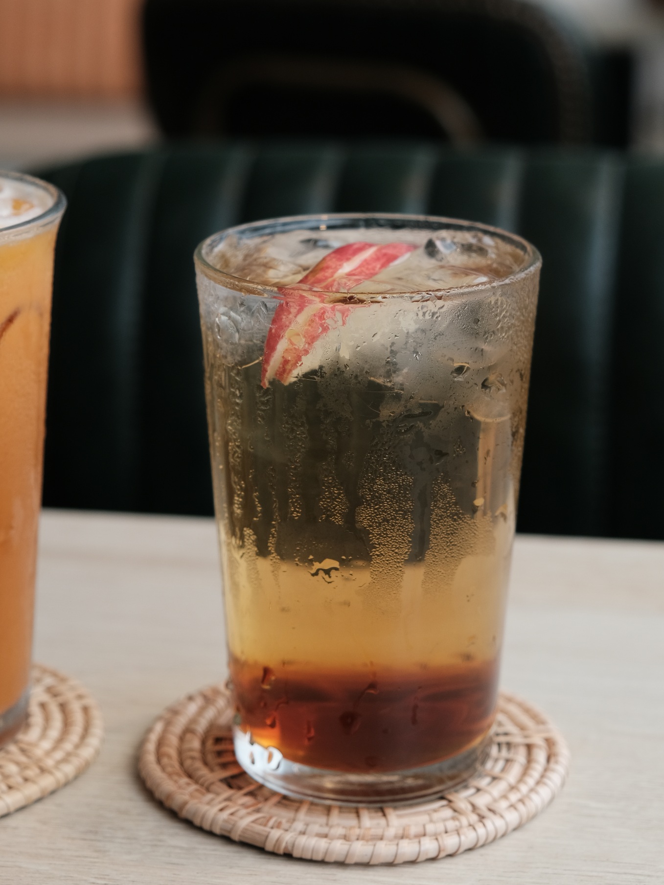 食久茶事 台中大里玻璃貨櫃屋內吃義式料理、下午茶.推粉紅醬海鮮總匯好澎湃! - 第22張圖