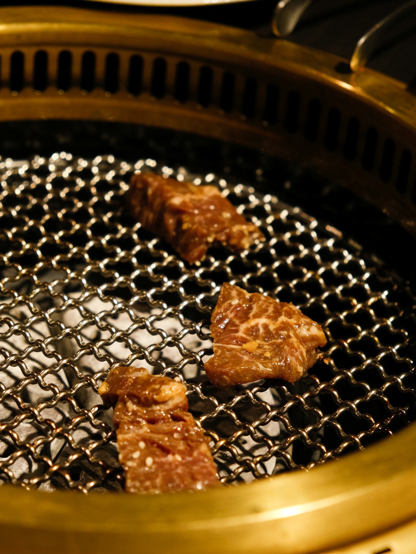 【公益路燒肉】火火燒肉台中公益總店,熱情如火的燒肉店.雙人餐爽吃各種肉品.慶生超歡樂! - 第32張圖