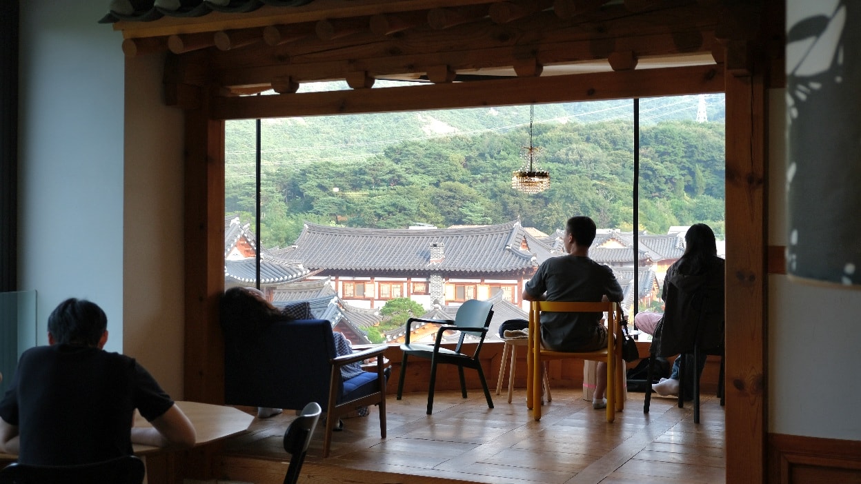 【一人一杯/1인1잔】恩平韓屋咖啡廳.超讚視野窗邊看北漢山美景(內有菜單.交通方式) - 第5張圖
