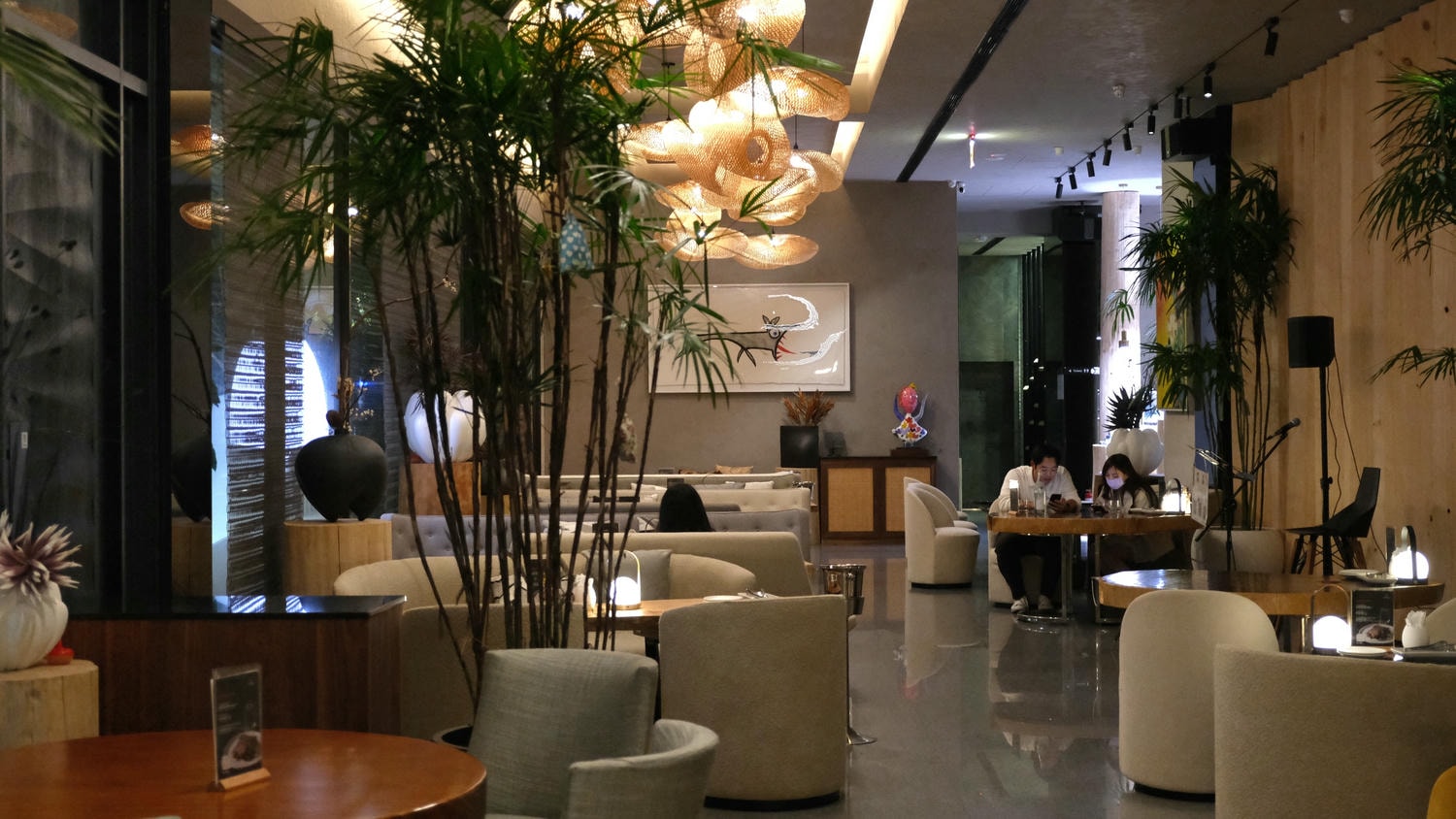 【大直餐酒館】Poetry如詩 兩百坪歐風設計感餐酒館推薦!聖誕節吃碳烤牛排.限定草莓甜點.多人聚會餐廳 - 第2張圖