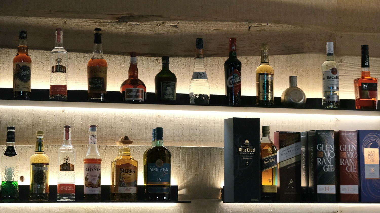 【大直餐酒館】Poetry如詩 兩百坪歐風設計感餐酒館推薦!聖誕節吃碳烤牛排.限定草莓甜點.多人聚會餐廳 - 第5張圖