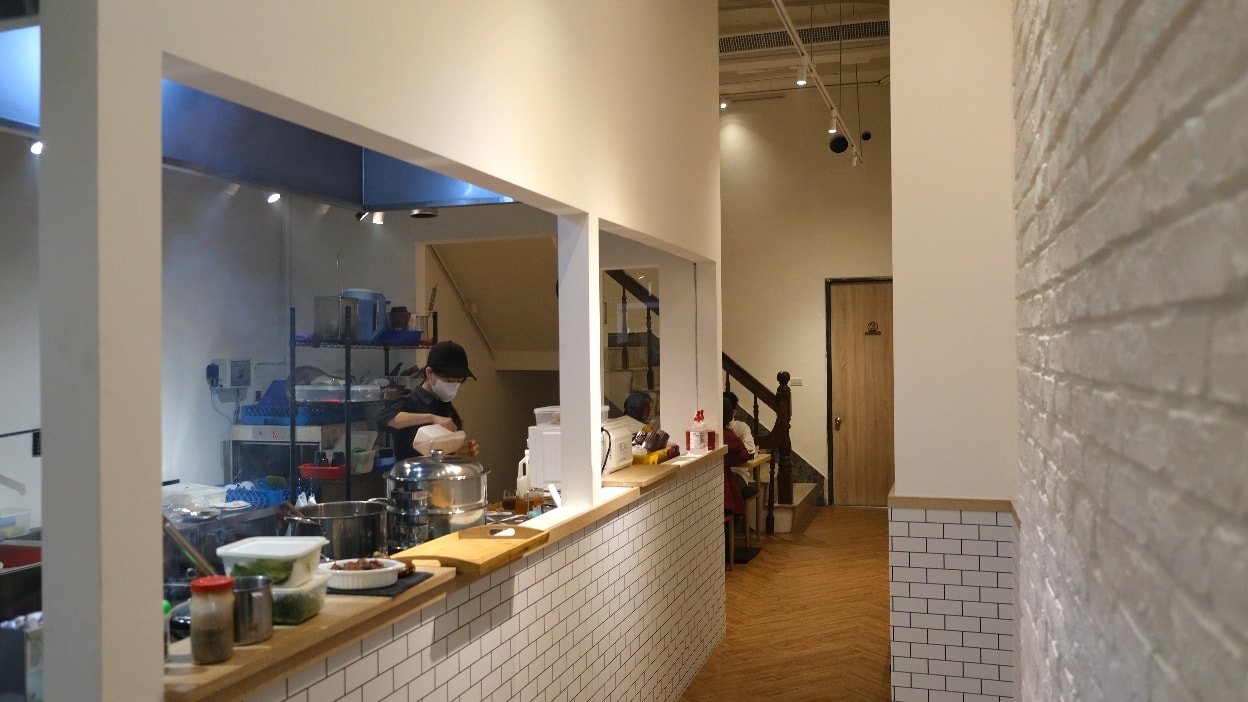 Ruo.t teppanyaki鐵板料理-台中北區鐵板x碳烤西式合菜料理,雙人套餐精緻又豐盛! - 第2張圖