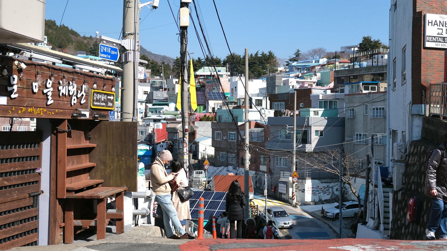【2025甘川洞文化村攻略】交通方式圖解、10個隱藏拍照點+2種體驗帶你玩一日。韓服.新小王子拍照區 - 第4張圖 2025介紹甘川洞文化村由來