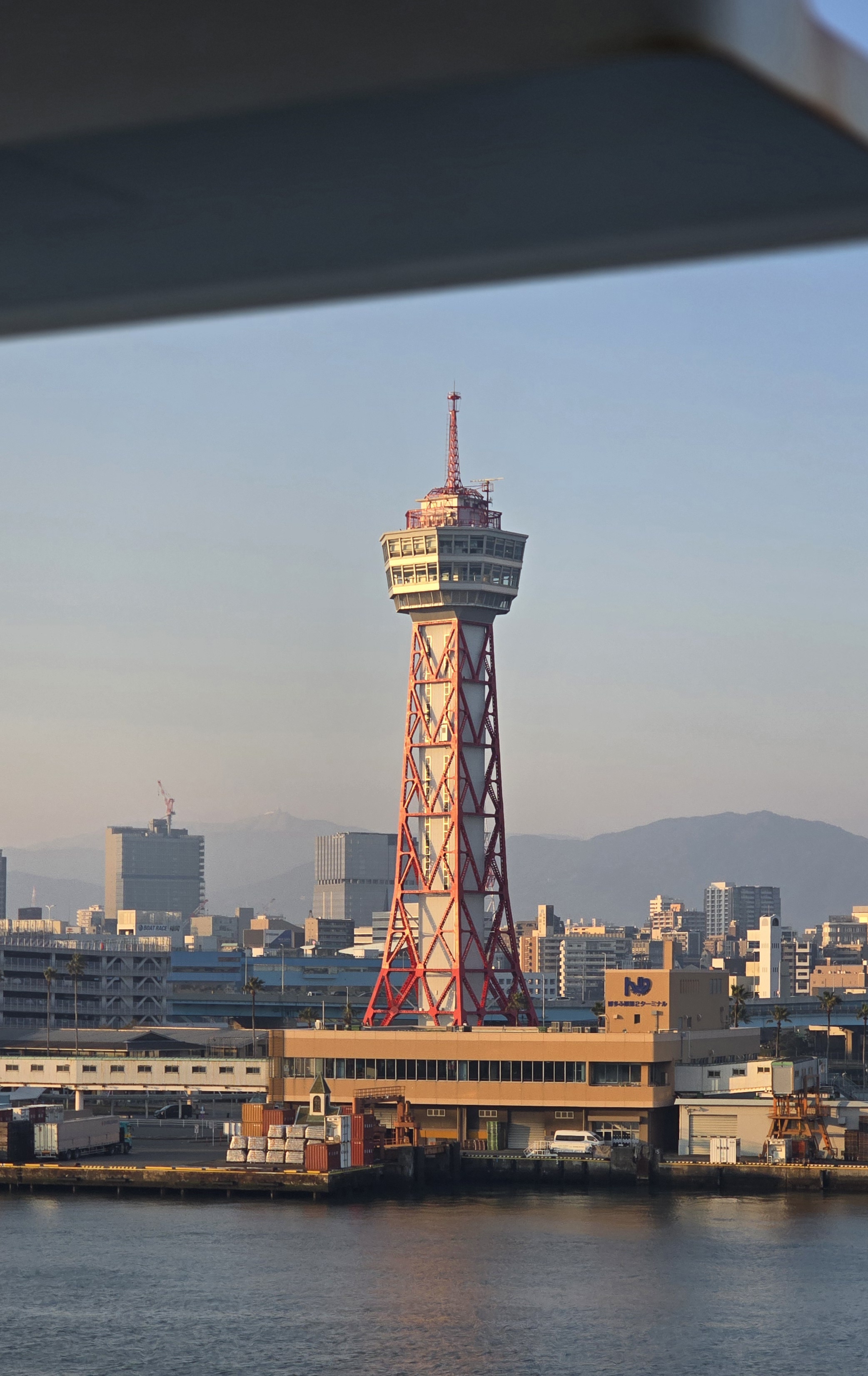 2025春天福岡旅行抵達博多港拍攝