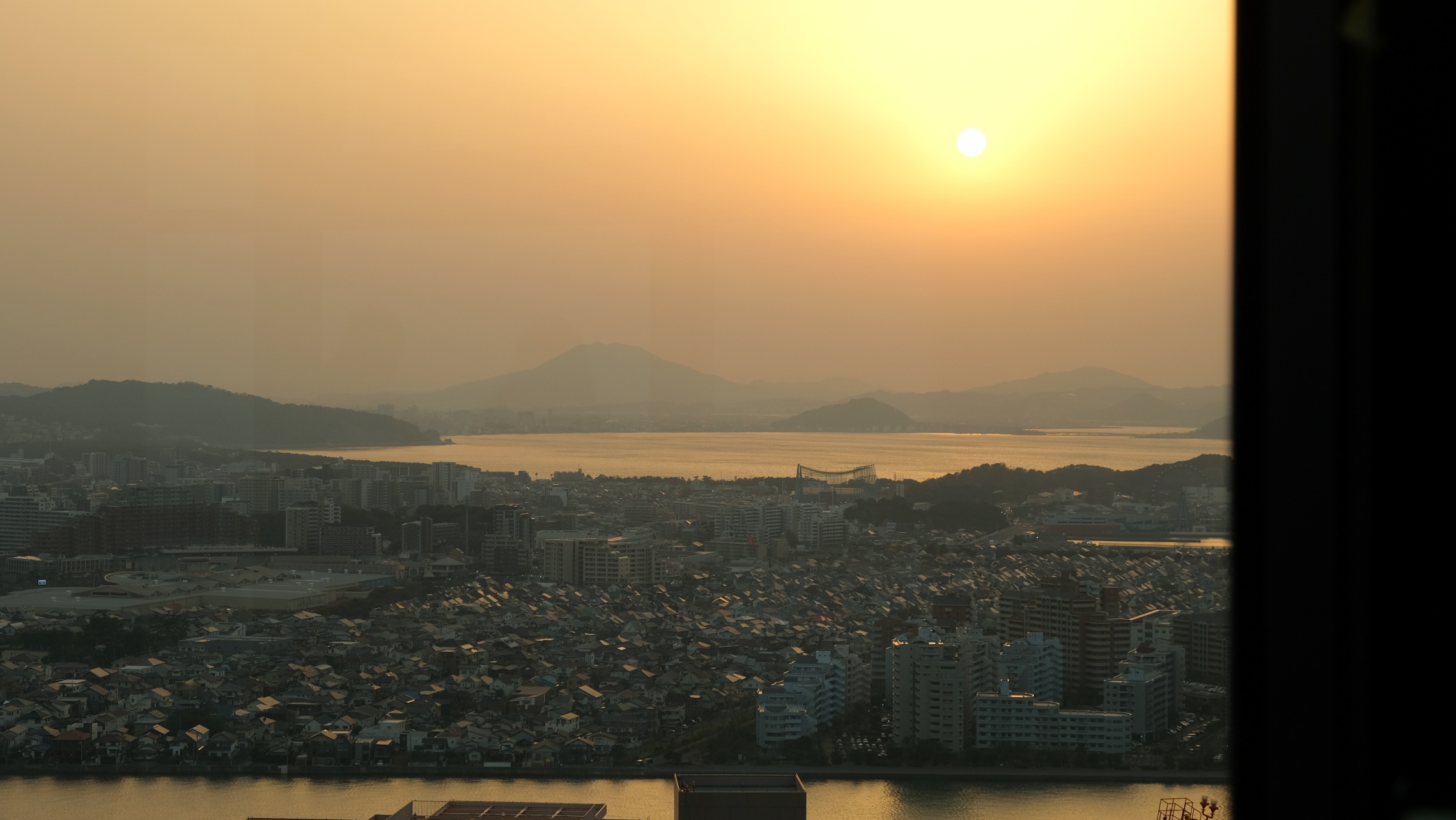 福岡塔 展望台夕陽景色