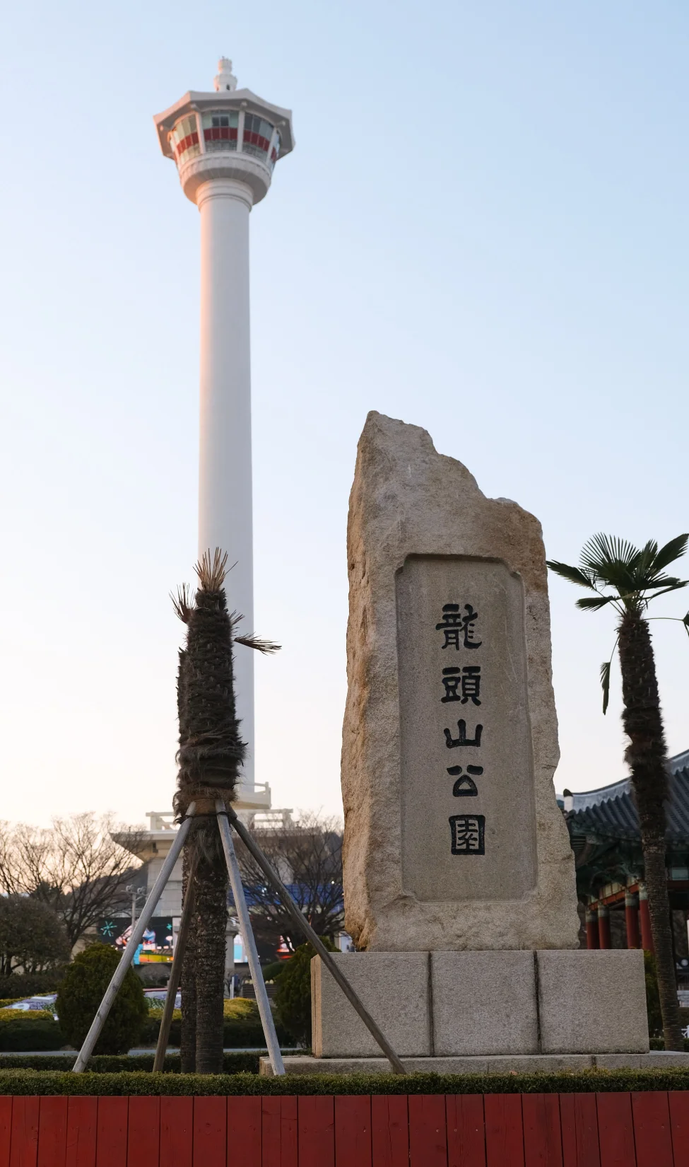 【釜山塔】交通、門票、日落夜景攻略,釜山Pass免費換票教學 - 第9張圖 釜山塔:樓層介紹、兌票、解謎任務介紹