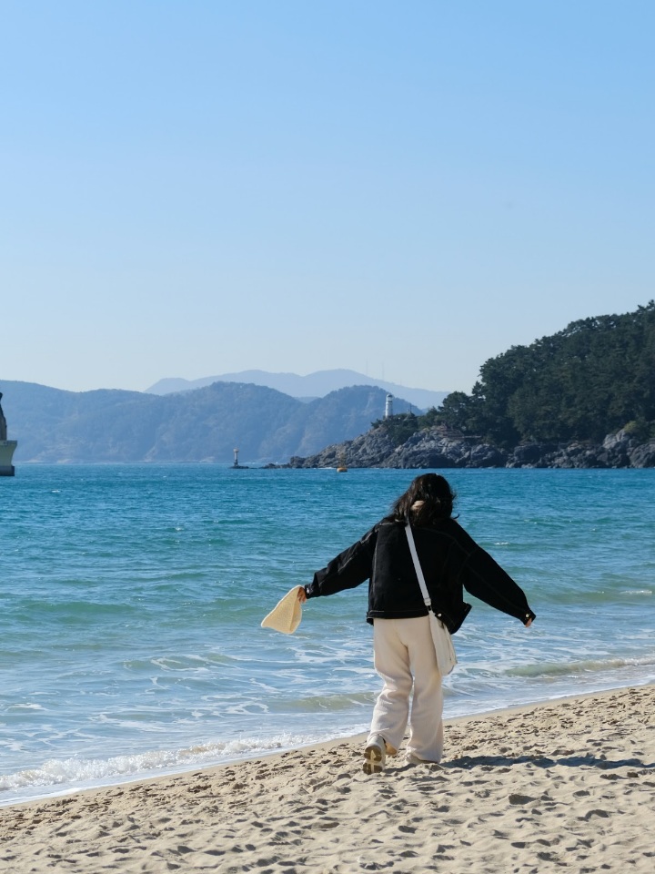 【釜山天氣攻略】天氣預報naver/四季穿著/雨備行程/適合的旅遊季節懶人包! - 第8張圖 釜山四季穿著建議、冬天穿法