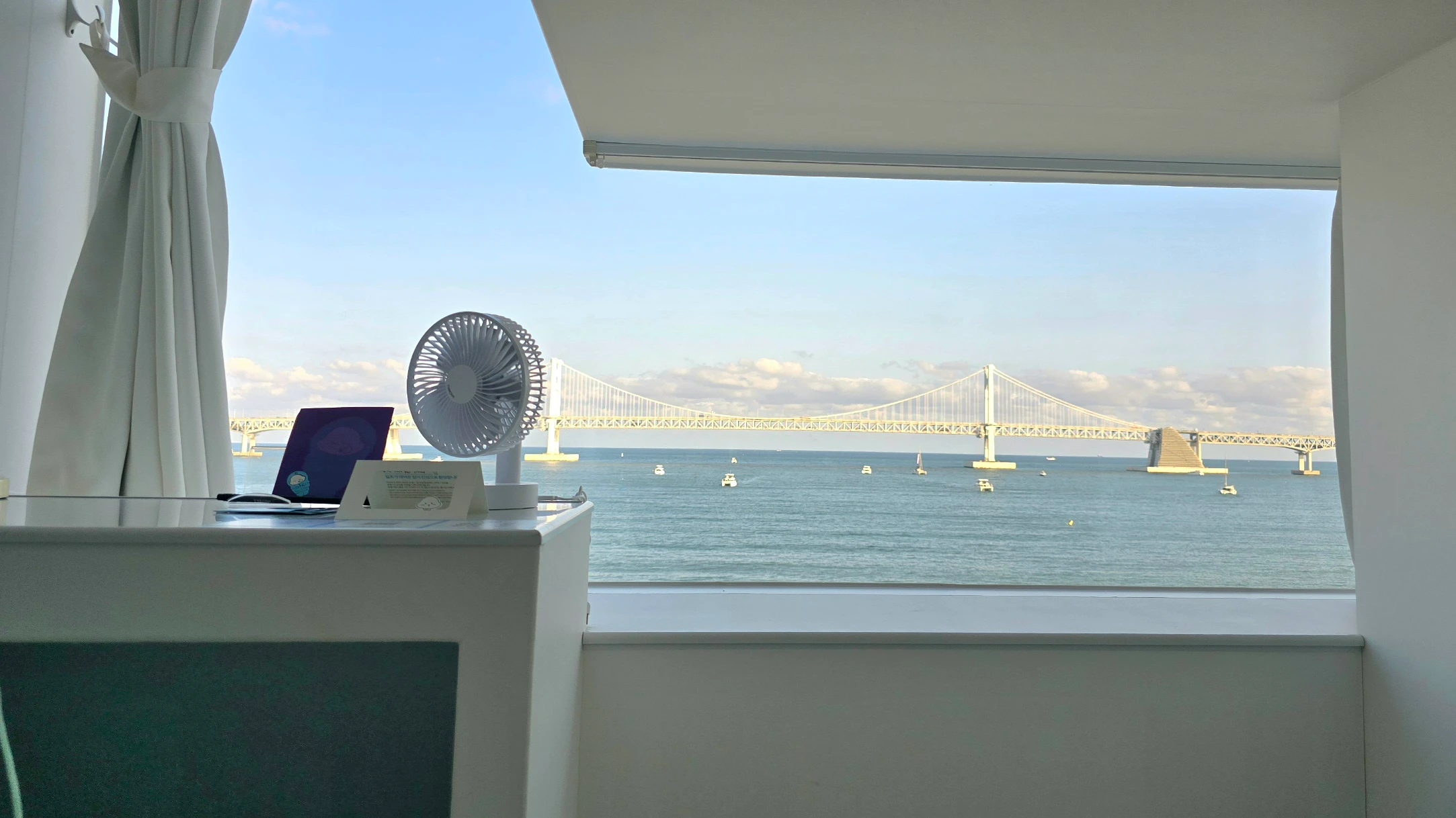 【廣安里海景房】HOTEL 1膠囊房型最詳細開箱,從日出到夜晚一人獨享美景、CAFE BYUL咖啡廳 - 第17張圖 廣安里海景膠囊房型開箱