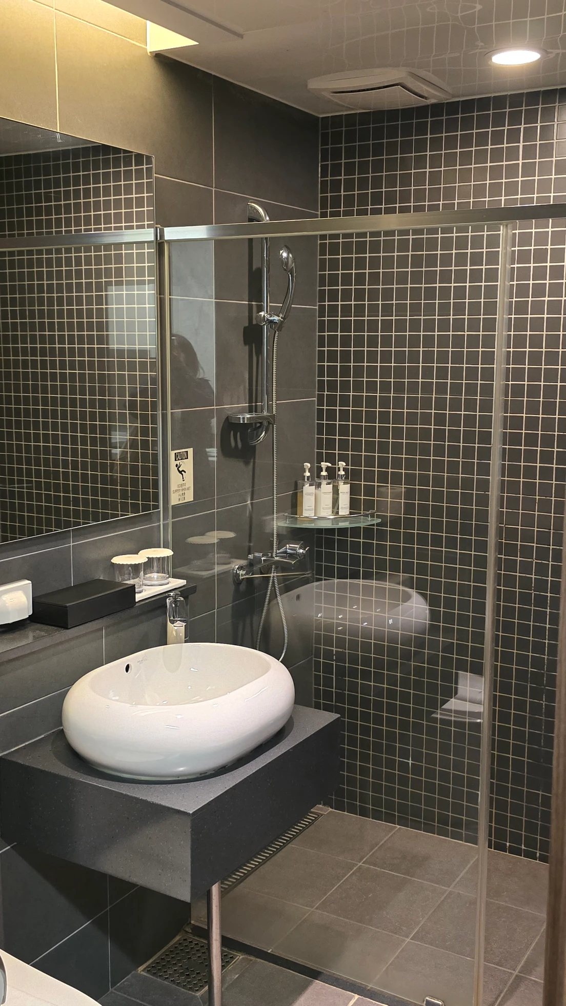 【海雲台W公寓飯店】地鐵站在樓下+住宿高CP值。一人住超大房間! - 第21張圖