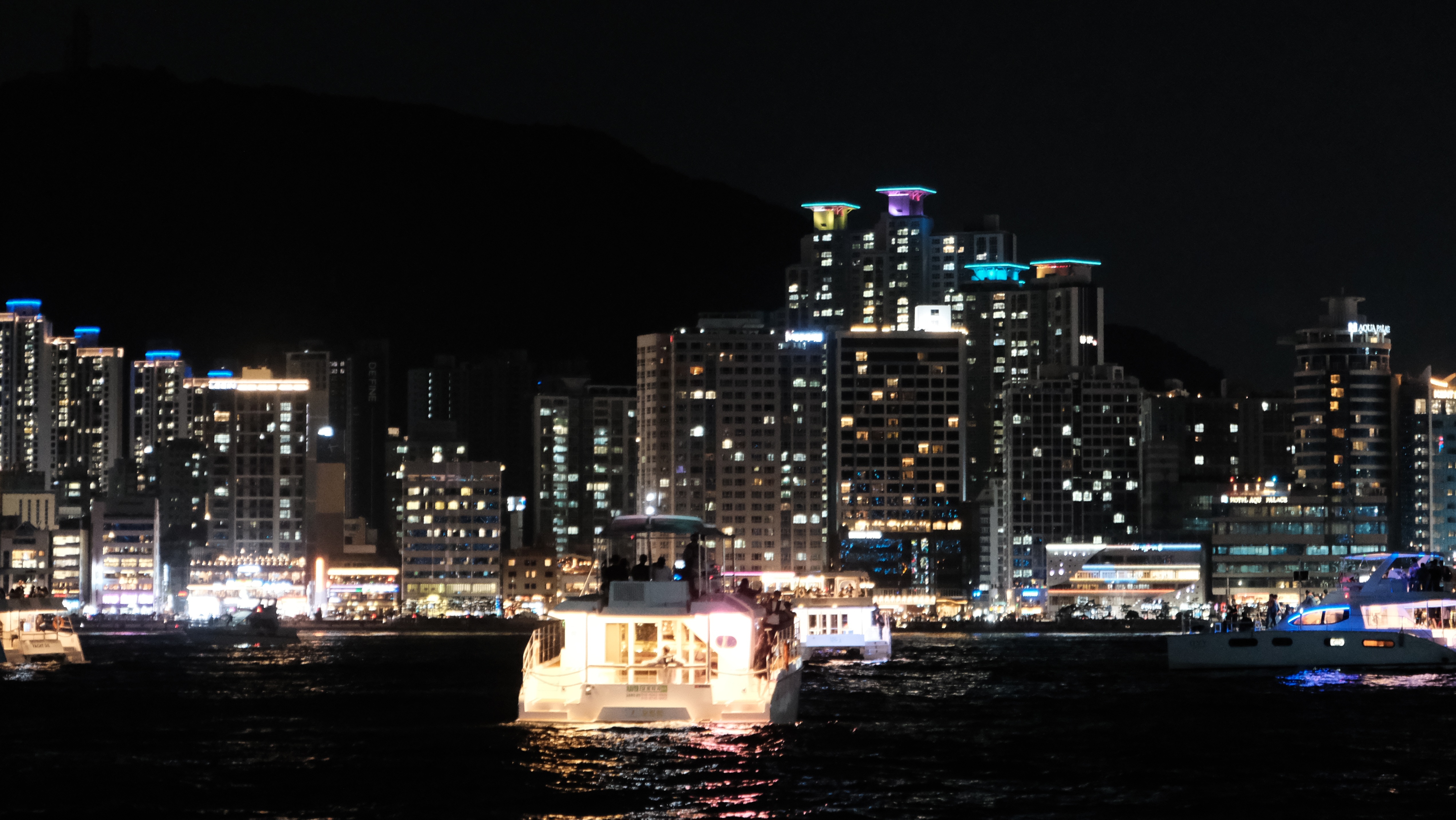 【Yacht G釜山遊艇俱樂部G】2025最新搭乘心得+釜山pass預約教學+免費得相片、看煙火秀! - 第25張圖