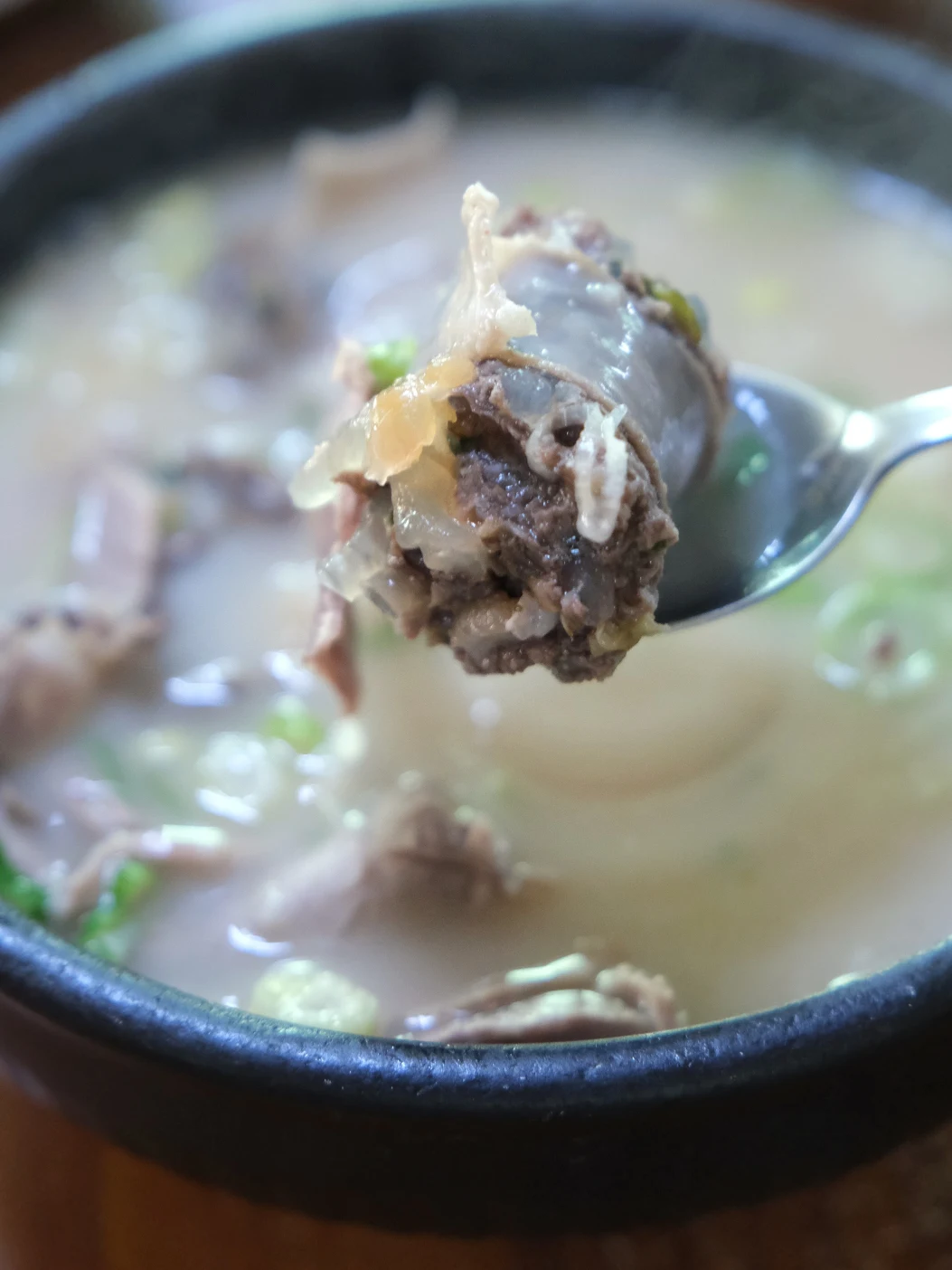【永珍豬肉湯飯영진돼지국밥】釜山當地人愛的湯飯推薦含菜單,DAY6晟鎮從小吃到大的好味道! - 第9張圖