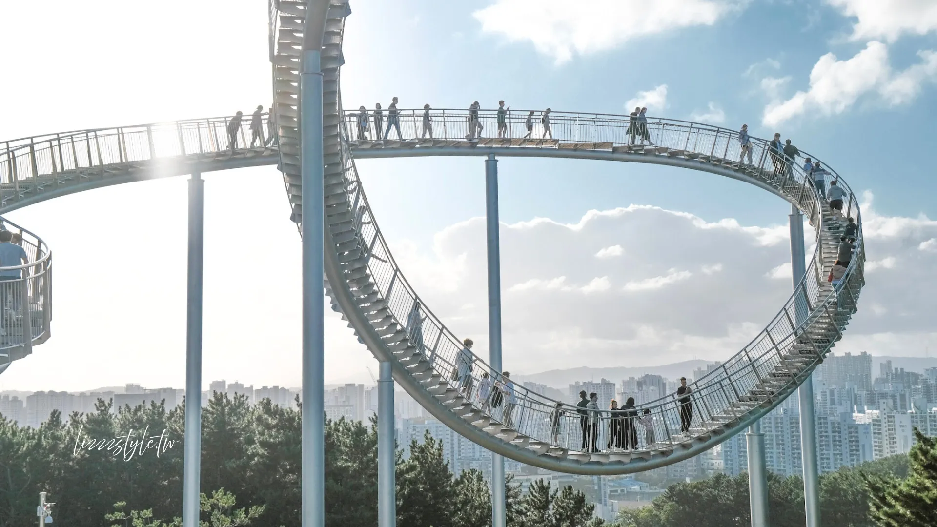 浦項Space Walk：超特別的觀景體驗，行走的雲霄飛車！