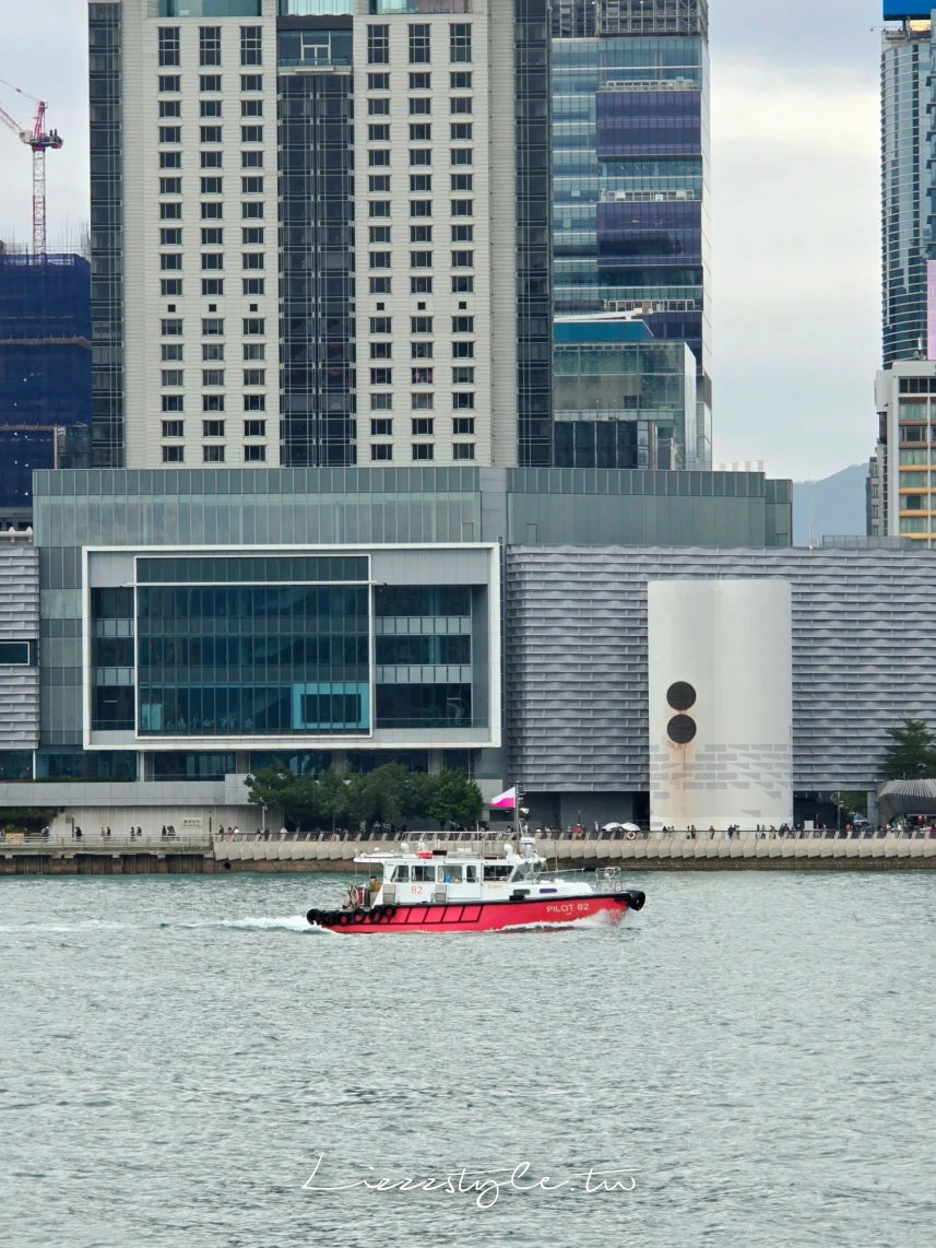 【天星小輪搭乘攻略】一張八達通就可以遊覽維多利亞港，時刻表和路線說明!