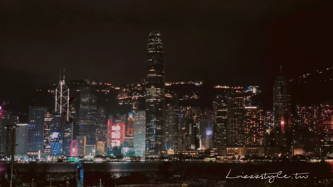 【天星小輪搭乘攻略】一張八達通就可以遊覽維多利亞港，時刻表和路線說明!