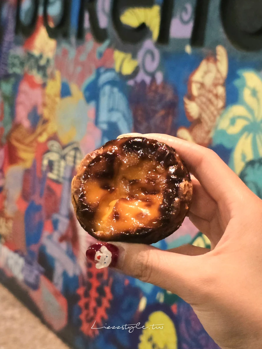 香港必買蛋塔Bakehouse菜單&分店排隊資訊&2026全新線上訂購教學! - 第1張圖 Bakehouse是目前來香港許多人必買的伴手禮甜點品牌,和泰昌餅家、Visson Bakery以及hashtag b同為熱門的蛋塔伴手禮選擇。