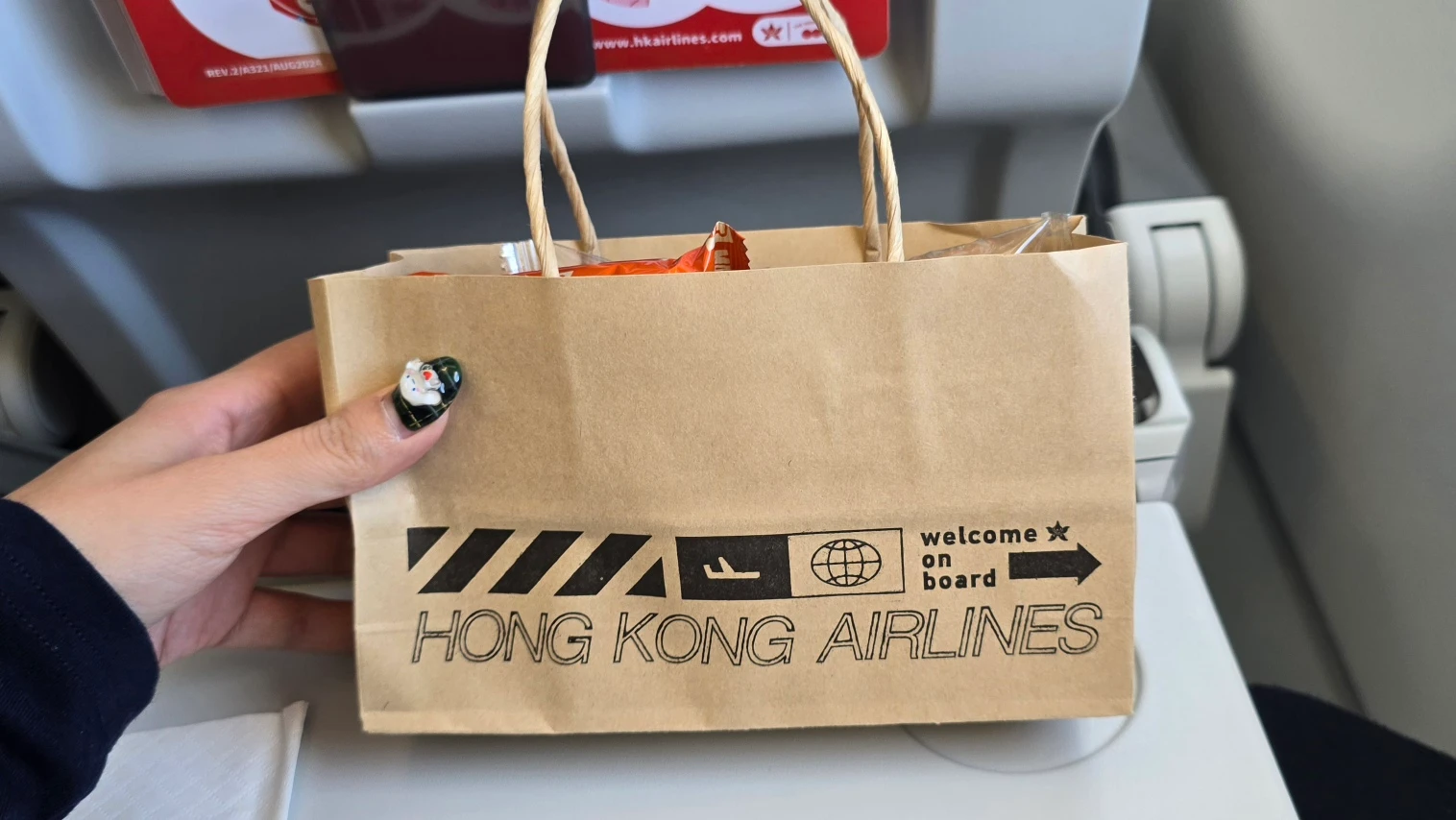 【香港航空】HX253+HX282搭乘評價、機場自助行李托運、KYRA貴賓室體驗! - 第20張圖 【香港航空】HX253+HX282搭乘評價、機場自助行李托運、KYRA貴賓室體驗!