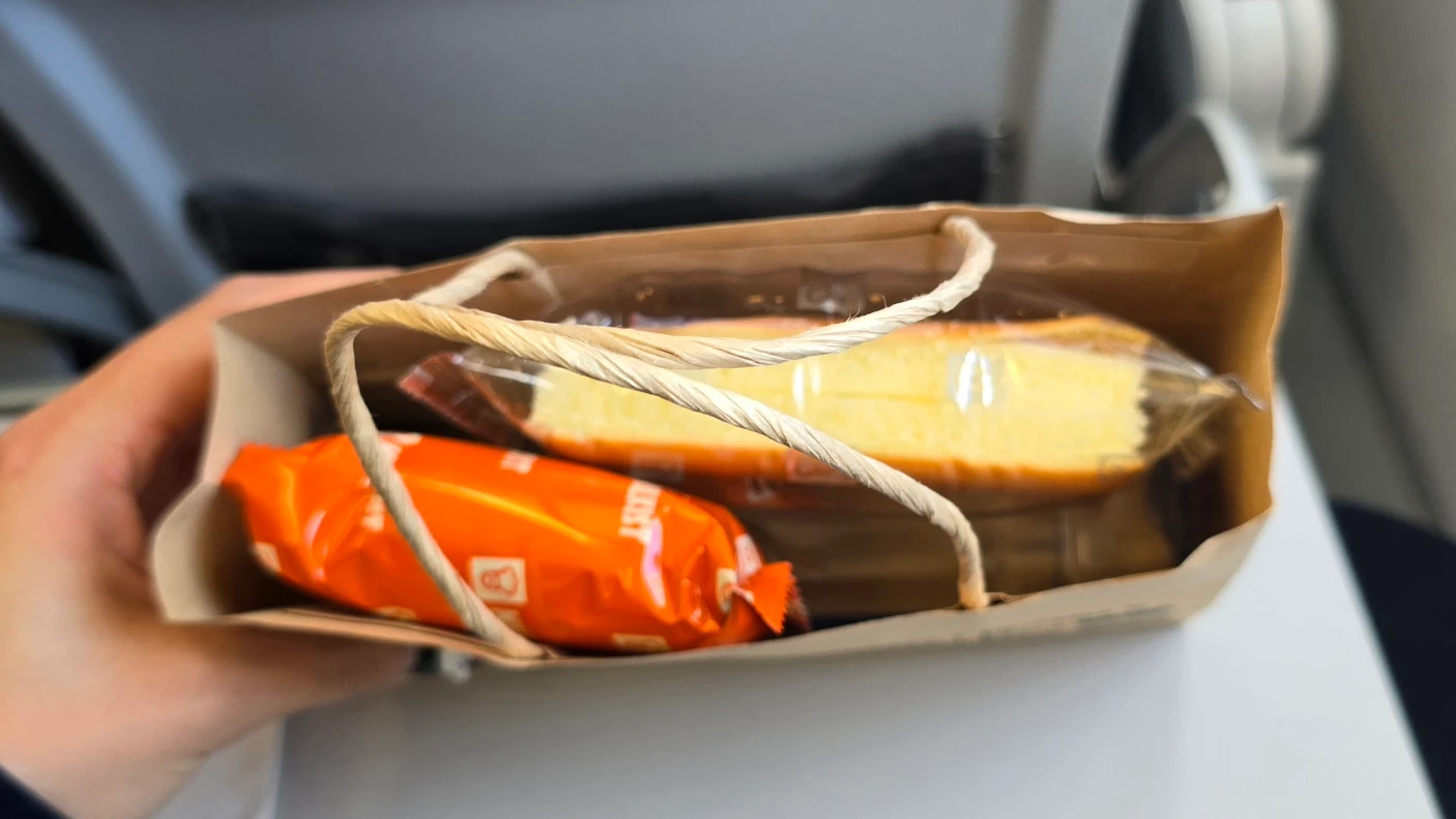 【香港航空】HX253+HX282搭乘評價、機場自助行李托運、KYRA貴賓室體驗! - 第21張圖 【香港航空】HX253+HX282搭乘評價、機場自助行李托運、KYRA貴賓室體驗!