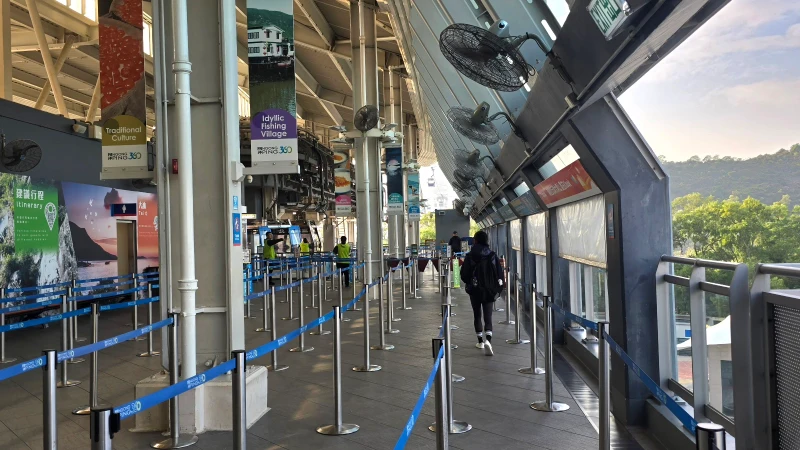 香港昂坪360纜車排隊說明