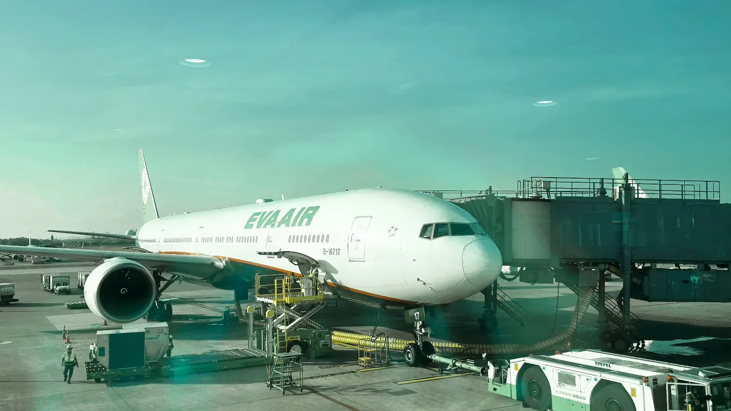 【長榮航空評價】台北飛首爾BR169、BR170紀錄,優惠機票怎麼買?飛機餐好吃嗎? - 第3張圖 【長榮航空評價】台北飛首爾BR169、BR170紀錄,優惠機票怎麼買?飛機餐好吃嗎?