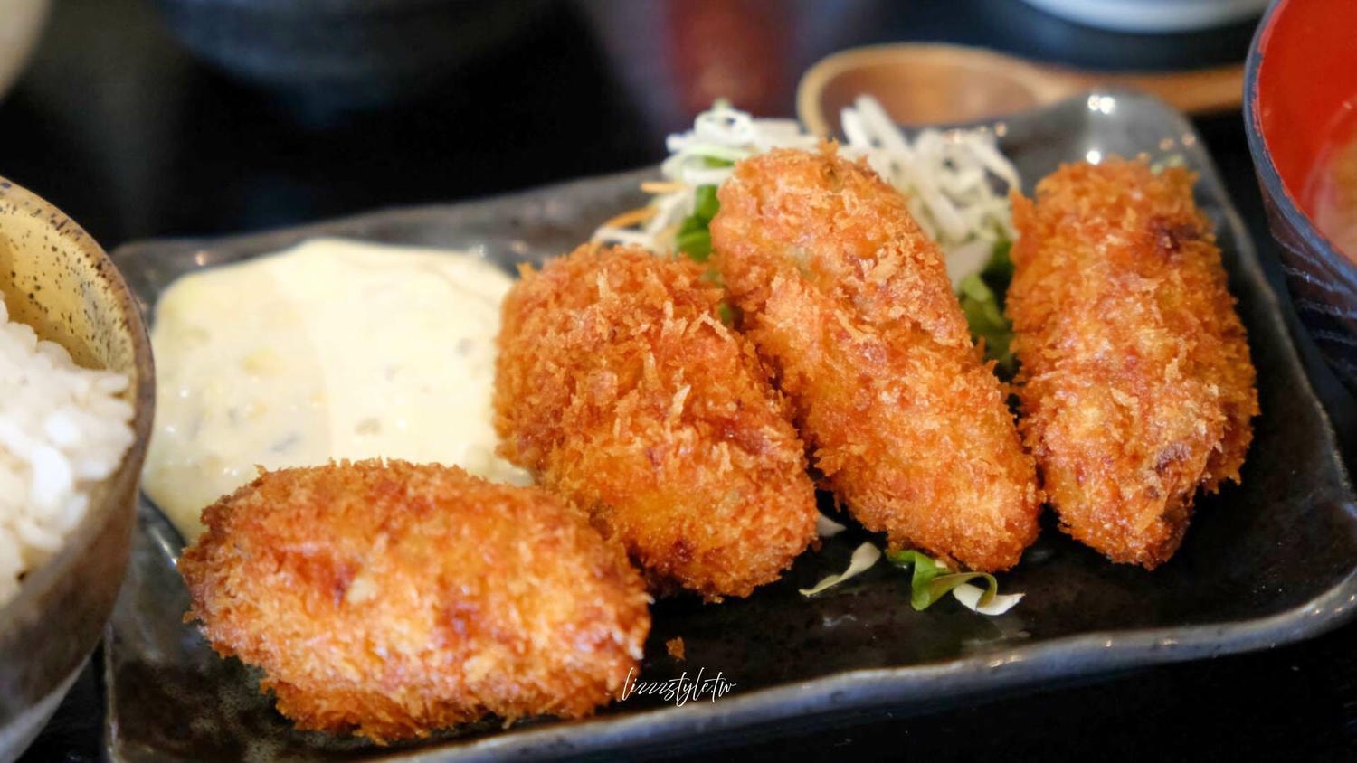 不到千元日幣的廣島牡蠣「廣島牡蠣處 大眾酒場Baketsu」立町店！