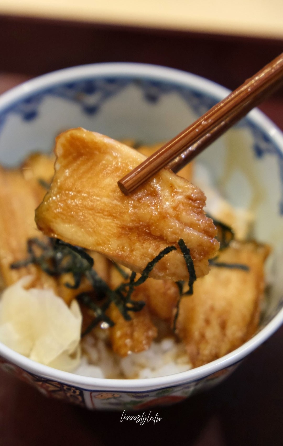【宮島美食】岩むら超肥美、充滿海味的牡蠣烏龍麵以及炭火烤鰻魚! - 第8張圖 【宮島美食】岩むら超肥美、充滿海味的牡蠣烏龍麵以及炭火烤鰻魚!