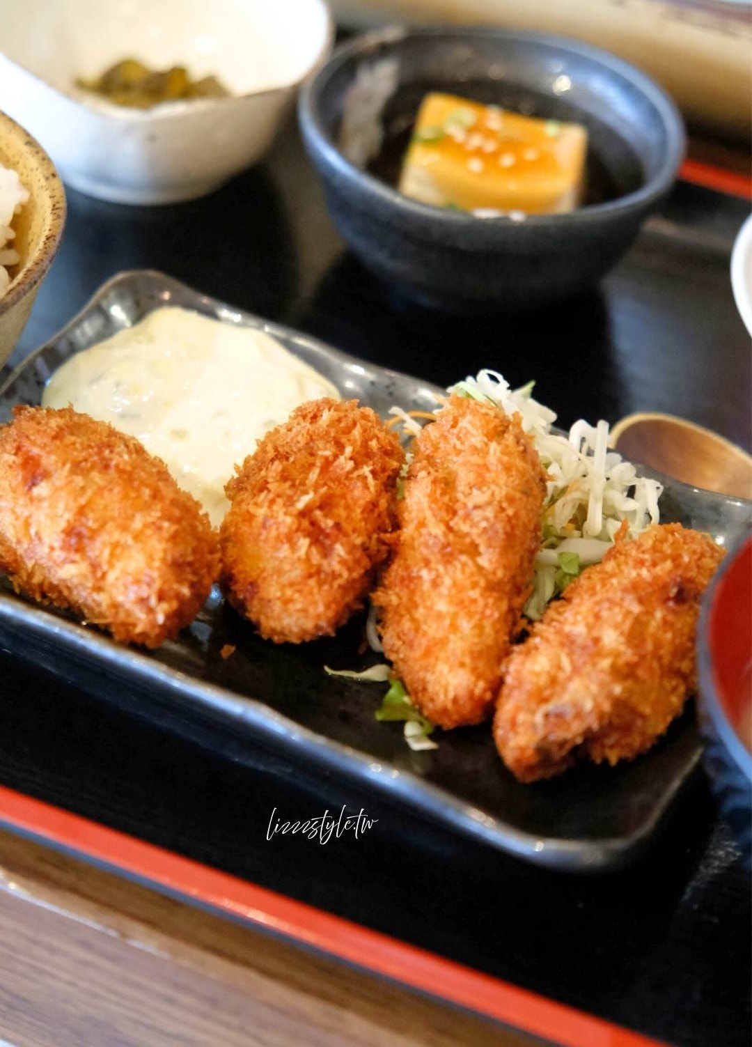 不到千元日幣的廣島牡蠣「廣島牡蠣處 大眾酒場Baketsu」立町店！