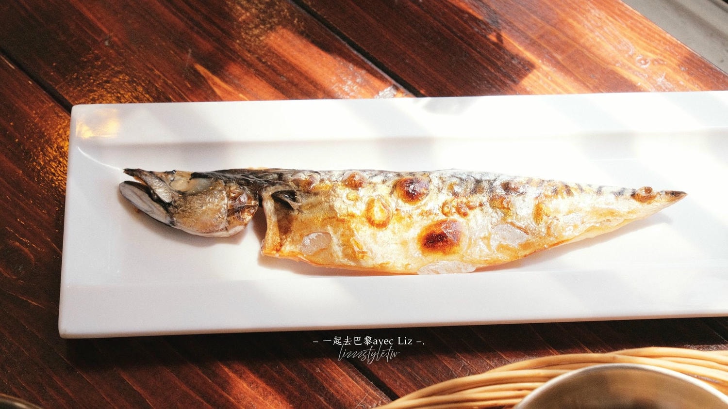 濟州島咸德海灘美食》「回春함덕회춘」在1940年舊醫院改造老屋建築享用精緻韓式膳食!