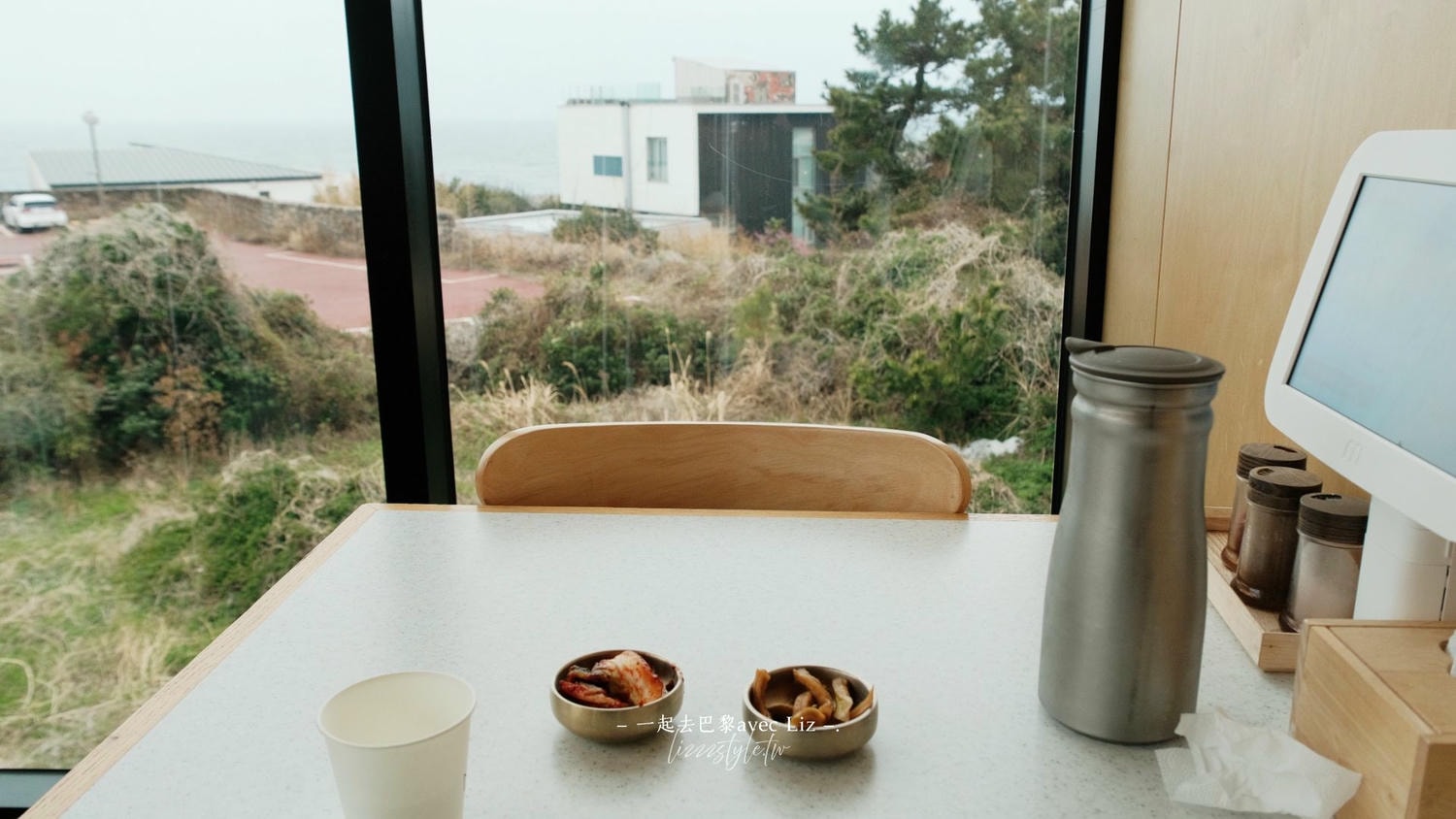 濟州涯月美食漢潭麵館》看海吃豬肉湯麵！還有麻辣麵、血腸等多樣菜色選擇