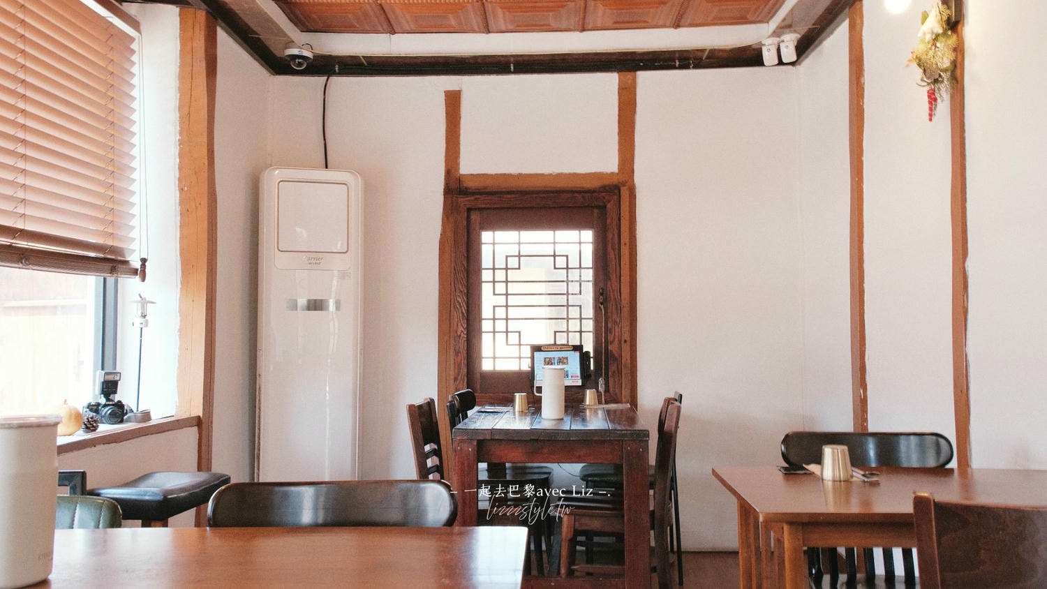 濟州島咸德海灘美食》「回春함덕회춘」在1940年舊醫院改造老屋建築享用精緻韓式膳食!