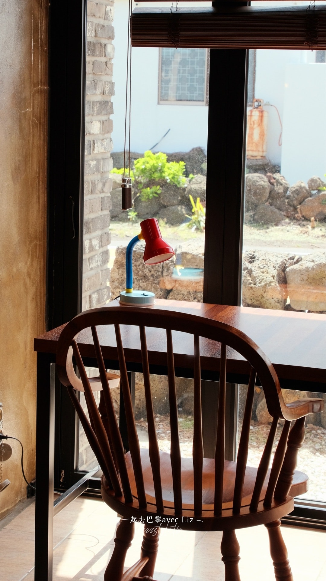 濟州島城山日出峰美食》cafe성산해나，城山知名的蛋塔店、內用環境文藝又復古好拍！