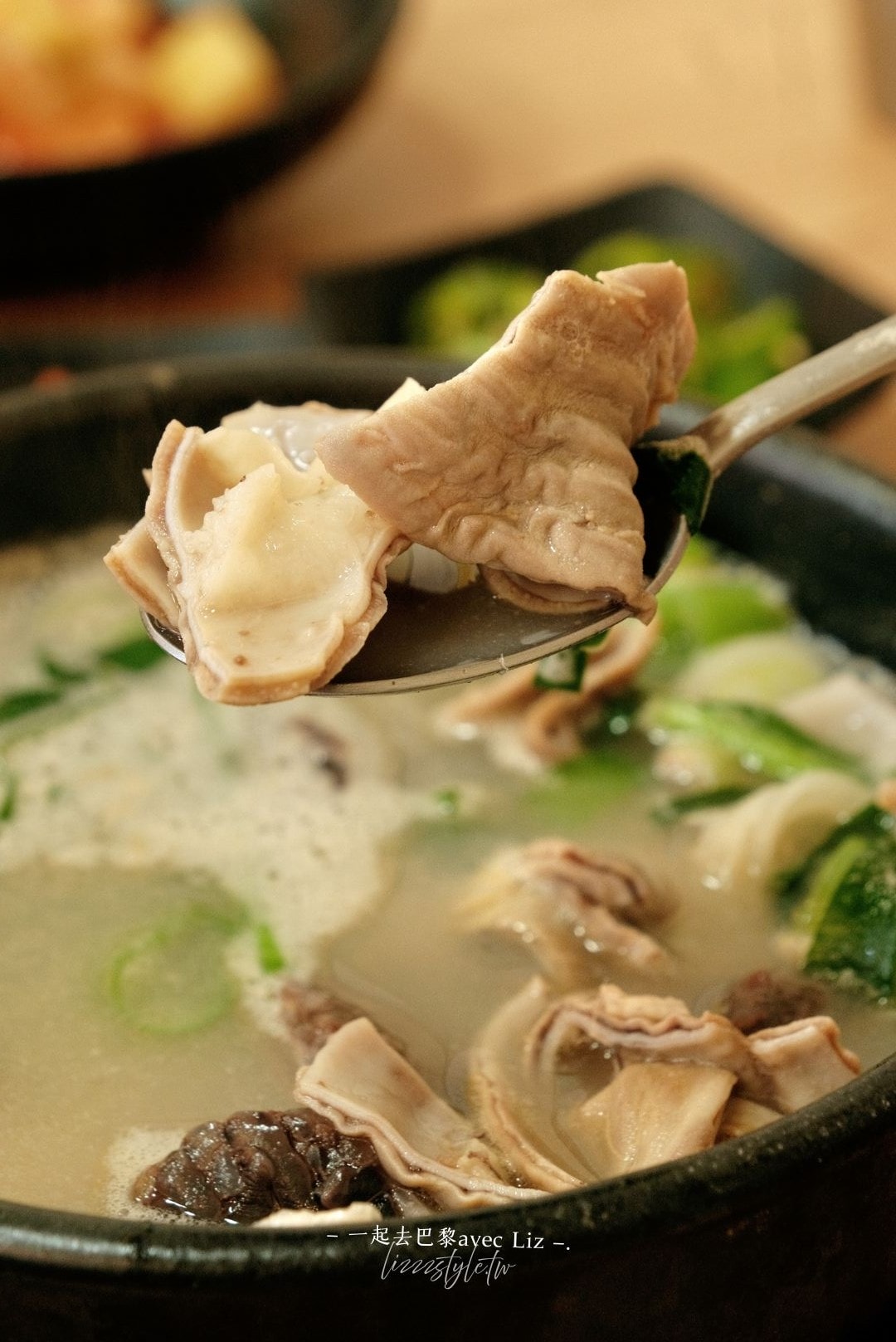 濟州島黑豬肉推薦》88湯飯吃白切肉套餐、黑豬肉湯飯,肉量十足! - 第15張圖 濟州島黑豬肉推薦》88湯飯吃白切肉套餐、黑豬肉湯飯,肉量十足!