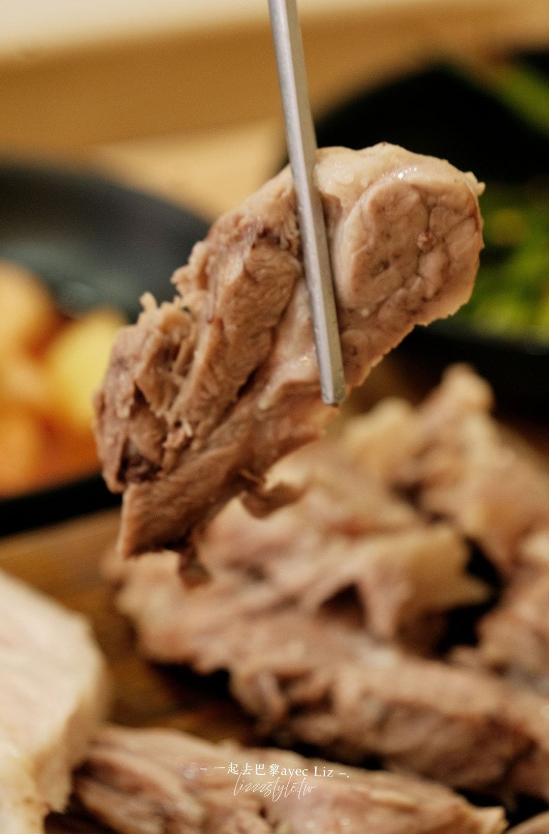 濟州島黑豬肉推薦》88湯飯吃白切肉套餐、黑豬肉湯飯,肉量十足! - 第12張圖 濟州島黑豬肉推薦》88湯飯吃白切肉套餐、黑豬肉湯飯,肉量十足!