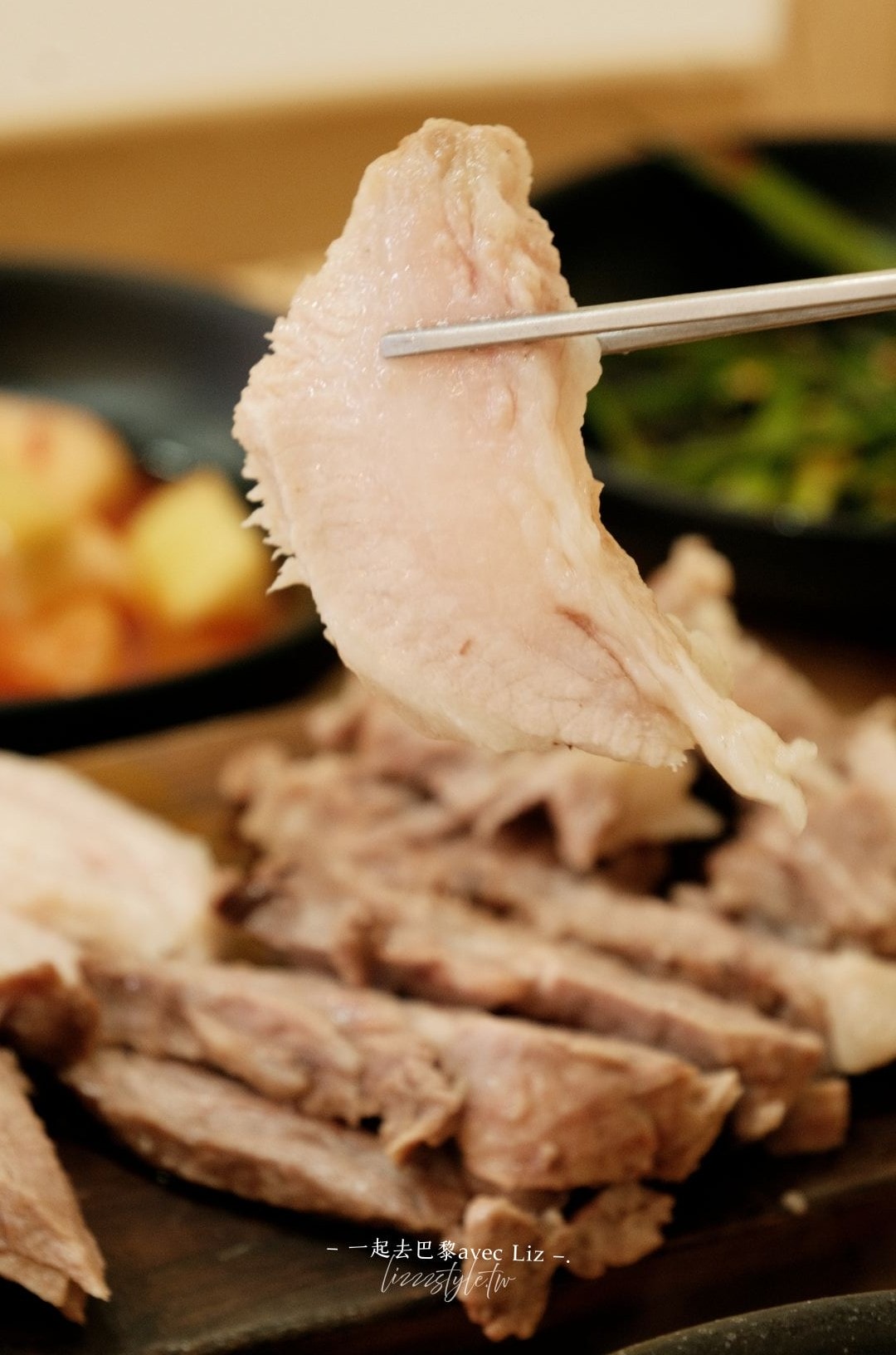 濟州島黑豬肉推薦》88湯飯吃白切肉套餐、黑豬肉湯飯,肉量十足! - 第11張圖 濟州島黑豬肉推薦》88湯飯吃白切肉套餐、黑豬肉湯飯,肉量十足!
