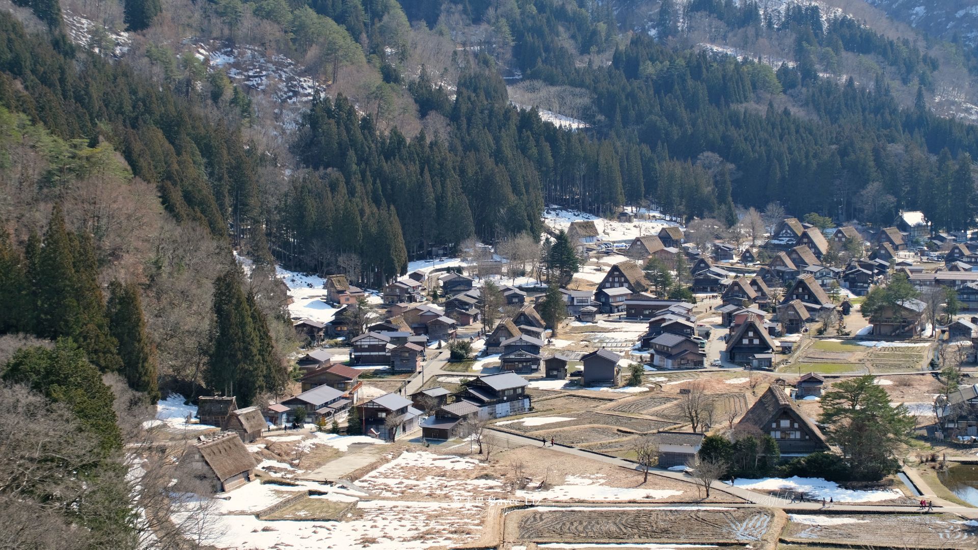 【合掌村一日遊】飛驒高山老街+合掌村展望台雪景,名古屋出發KKday實測心得! - 第19張圖 【合掌村一日遊】飛驒高山老街+合掌村展望台雪景,名古屋出發KKday實測心得!