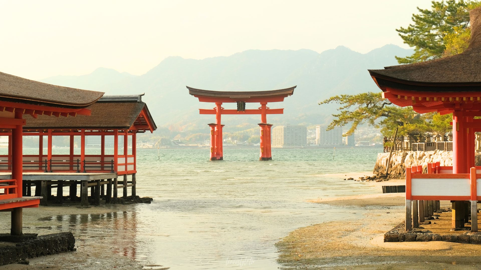 【嚴島神社攻略】日本三景海上大鳥居拍照、交通、門票、潮汐時間,兩次朝聖真實心得! - 第3張圖 【嚴島神社攻略】日本三景海上大鳥居拍照、交通、門票、潮汐時間,兩次朝聖真實心得!